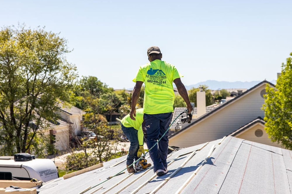 Newly installed shingle roof on an AZ Shingle Pros project